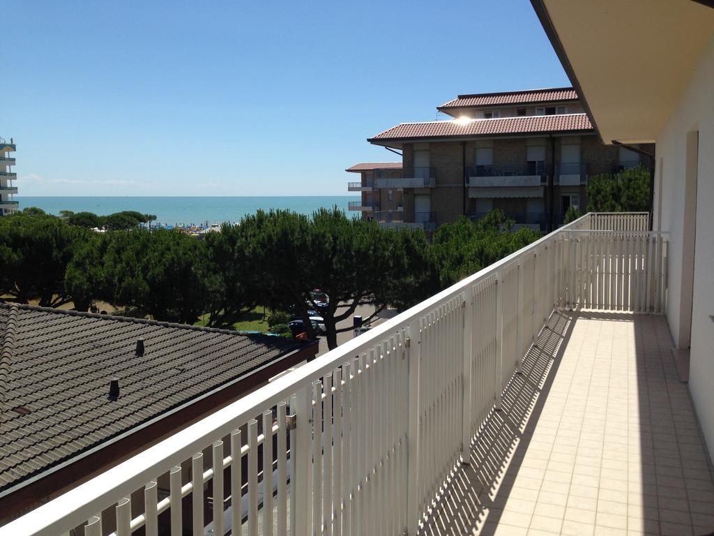Residence Gallo - Walterigato Apartments Per Solo Famiglie 리도 디 예솔로 객실 사진